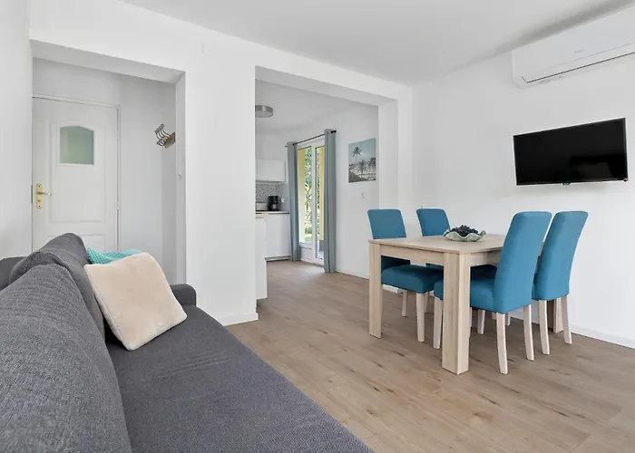 בית נופש Lilia